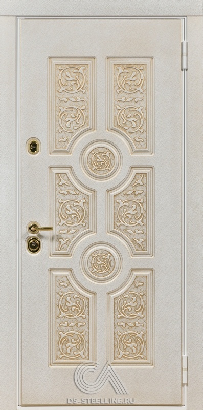 Металлическая дверь Версаче для квартиры, вид снаружи